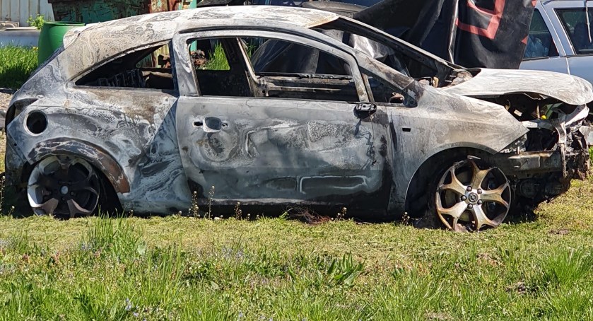 Samochód, którym jechał Łukasz M. spłonęło całkowicie