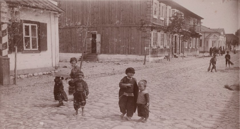 Zdjęcia Garwolina sprzed 1896 r. pasjonatom przekazała Joanna Gromadowska-Heydel 