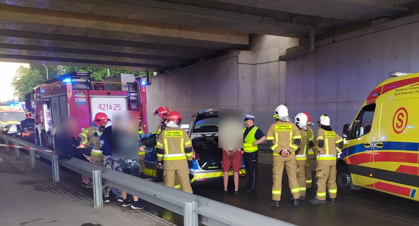 Zdjęcie: 27-letni kierowca bmw próbował uciec z miejsca wypadku