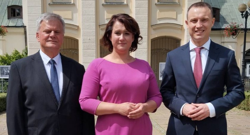 Zdjęcie: – Nie było mi po drodze z PiSem – przyznaje Anna Maria Siarkowska, kandydatka Konfederacji