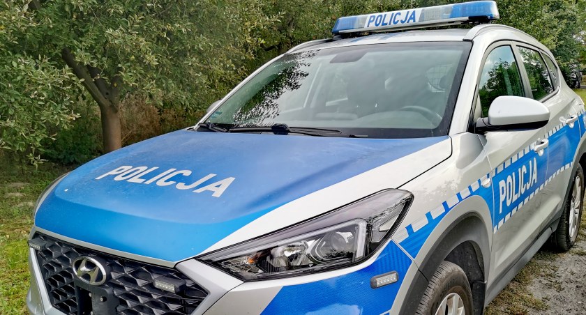 Zdjęcie: Policjanci ruchu drogowego pracowali na miejscu wypadku