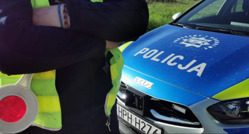 Zdjęcie: Policjanci zatrzymali kierowcę bmw, któy zlekceważył wyrok sądu