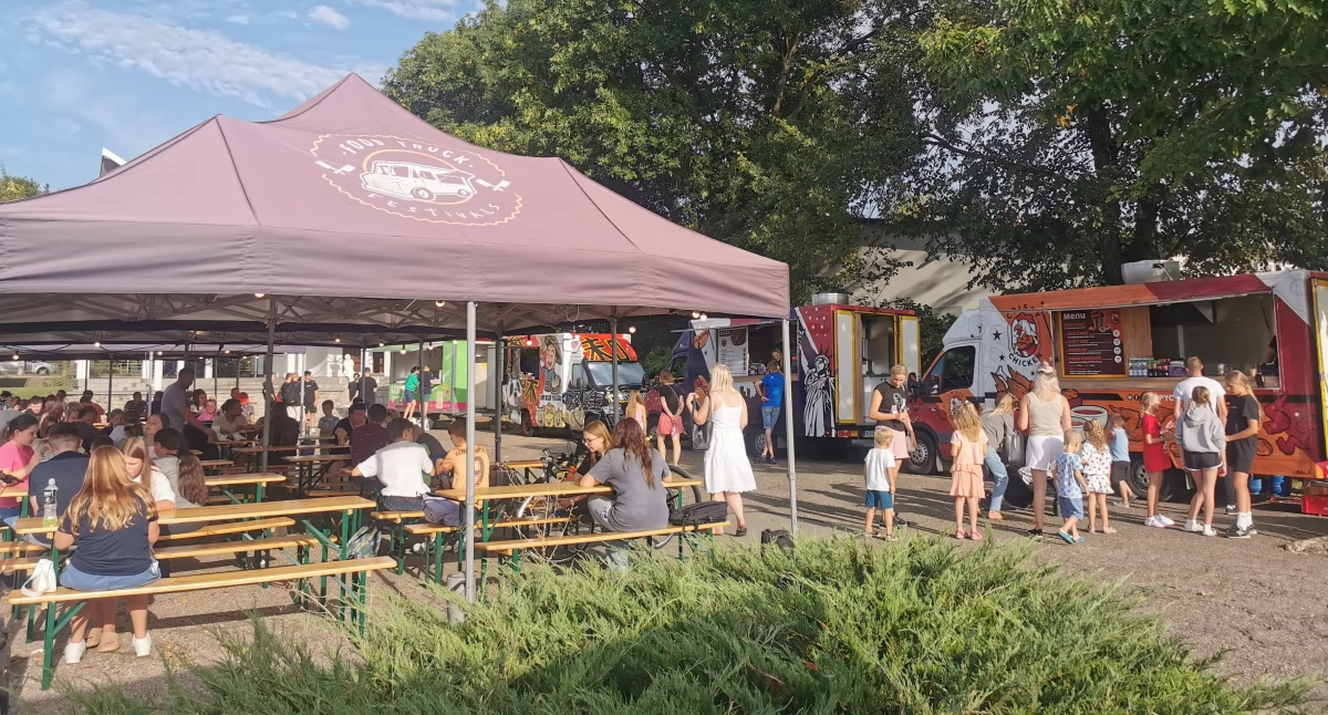 Inne Miejskie, Trucki karmią Kwadracie! zjecie weekend - zdjęcie, fotografia
