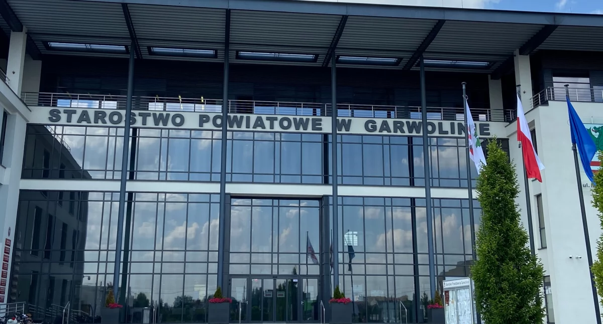 W Garwolinie, Przed starostwem przeczytają Kordiana - zdjęcie, fotografia
