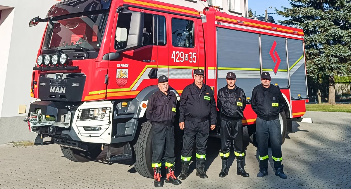 Inne Powiat, Strażacy cieszą nowego bojowego Wkrótce oficjalne przekazanie - zdjęcie, fotografia
