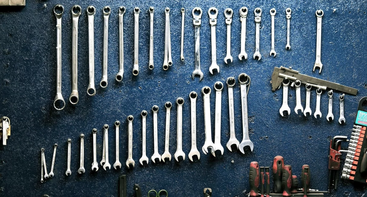 Artykuł Sponsorowany, Obowiązki wymagania mechanika samochodowego Sprawdź zarobisz stanowisku! - zdjęcie, fotografia