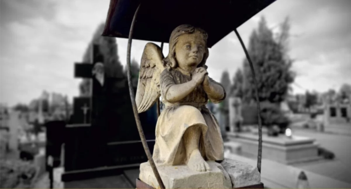Inne Powiat, Będą kwestowali rzecz ratowania starych nagrobków - zdjęcie, fotografia