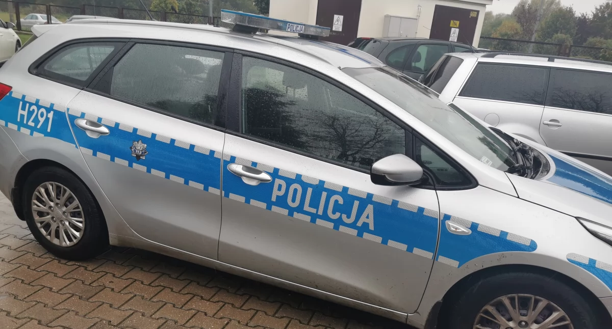 Inne Powiat, Żona sąsiedzi pracy Mężczyzna poprosił pomoc policję - zdjęcie, fotografia