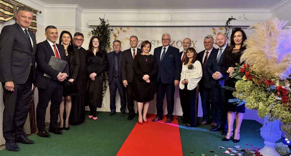 Uroczystości Powiat, Wręczono statuetki „Zasłużony Powiatu Garwolińskiego” - zdjęcie, fotografia