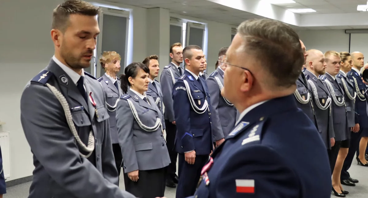 Inne Powiat, Brązowe Odznaki Zasłużony Policjant Garwolina! - zdjęcie, fotografia