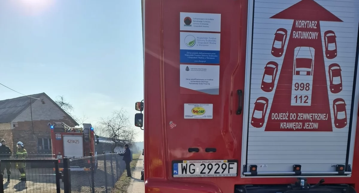 Pożary - interwencje straży, Zgłoszono podtrucie tlenkiem węgla Interweniowali strażacy - zdjęcie, fotografia