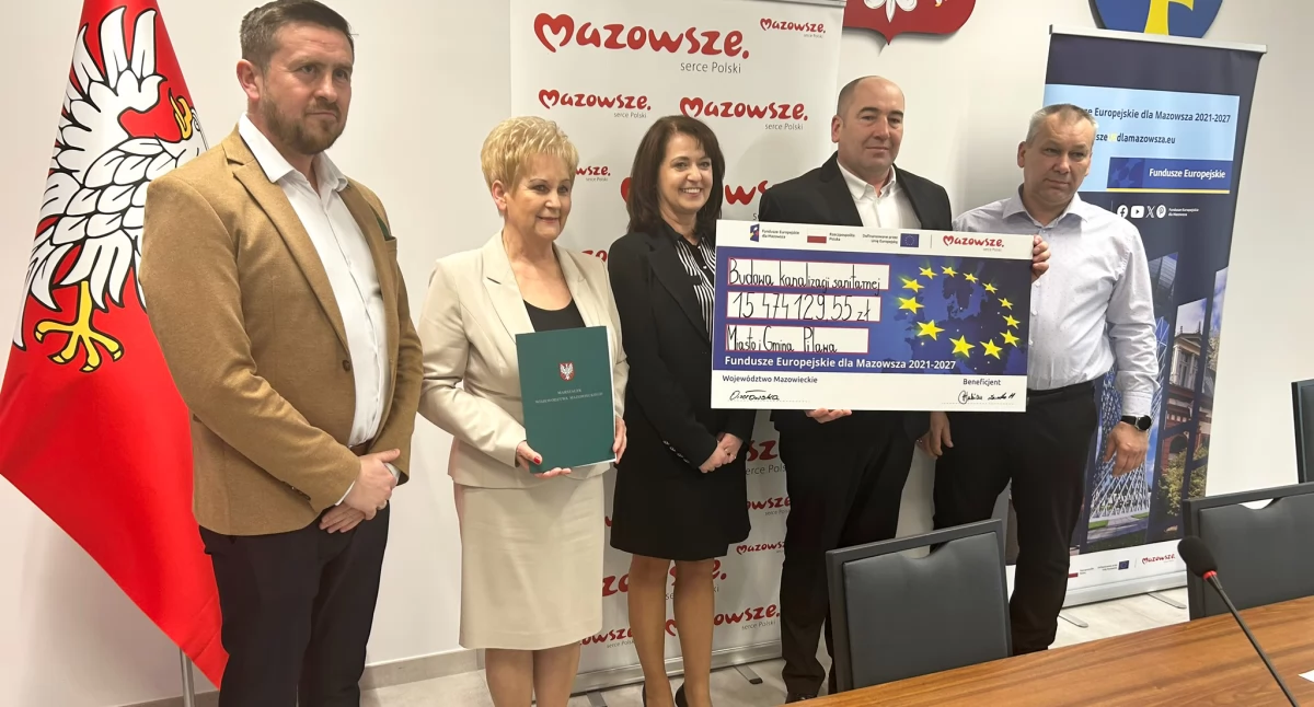 Inwestycje Powiat, Sieć kanalizacyjna prawie mieszkańców - zdjęcie, fotografia