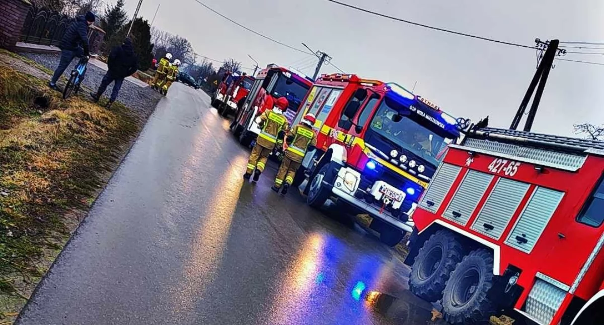 Pożary - interwencje straży, Pożar szybka reakcja ochotników - zdjęcie, fotografia