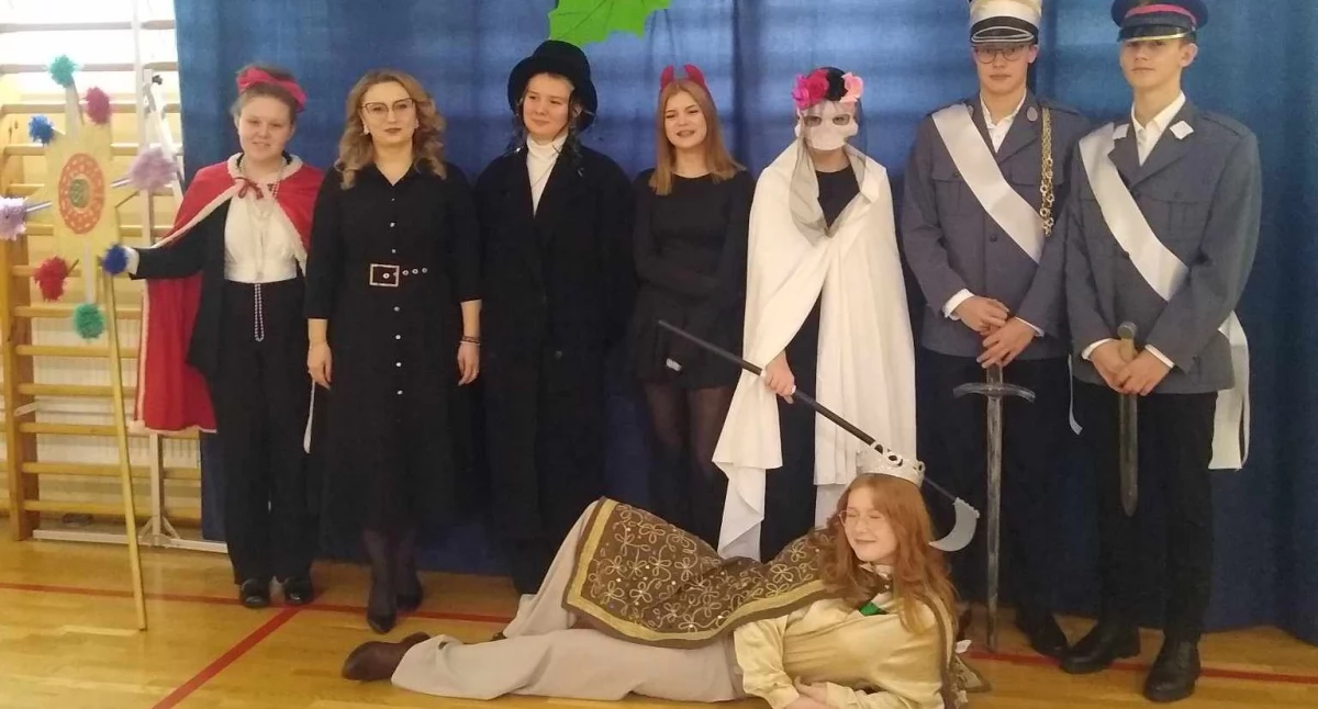 Inne Miejskie, FolkLove2025  Ożywili jeden najstarszych lokalnych zwyczajów - zdjęcie, fotografia