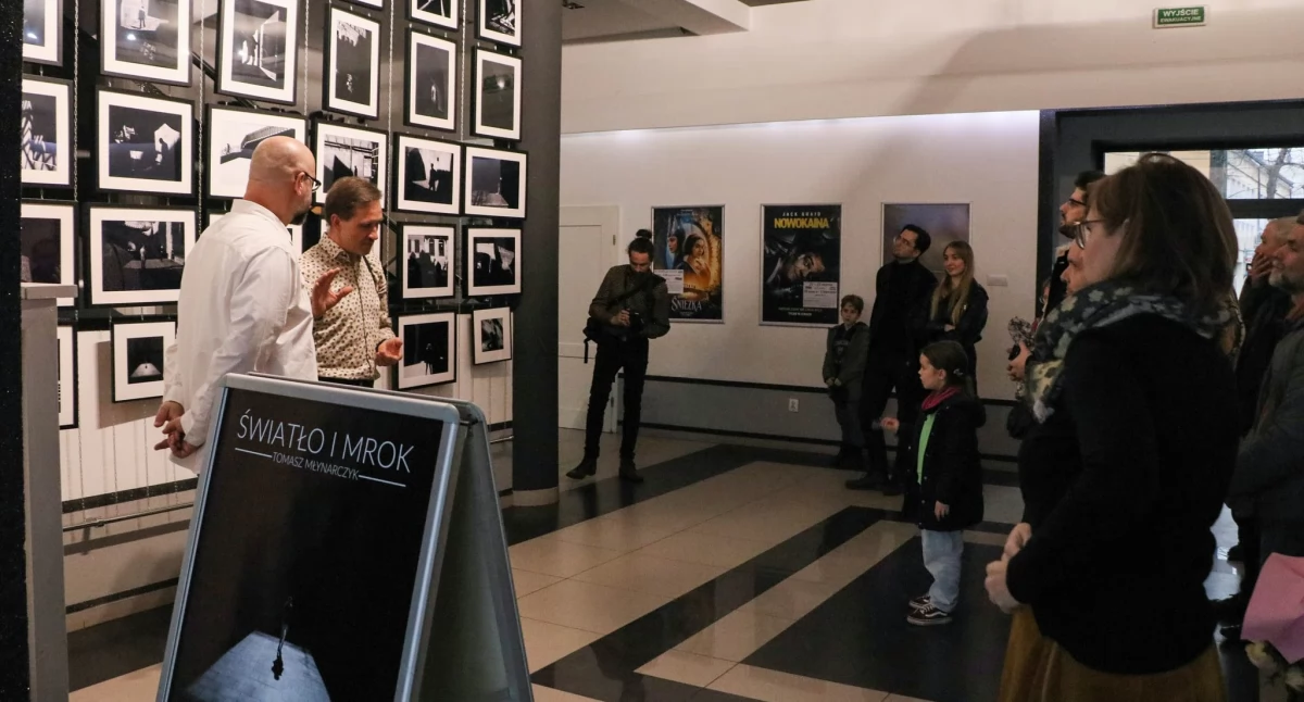 Wystawy, Jubileuszowa wystawa ciekawa dyskusja podziękowania - zdjęcie, fotografia