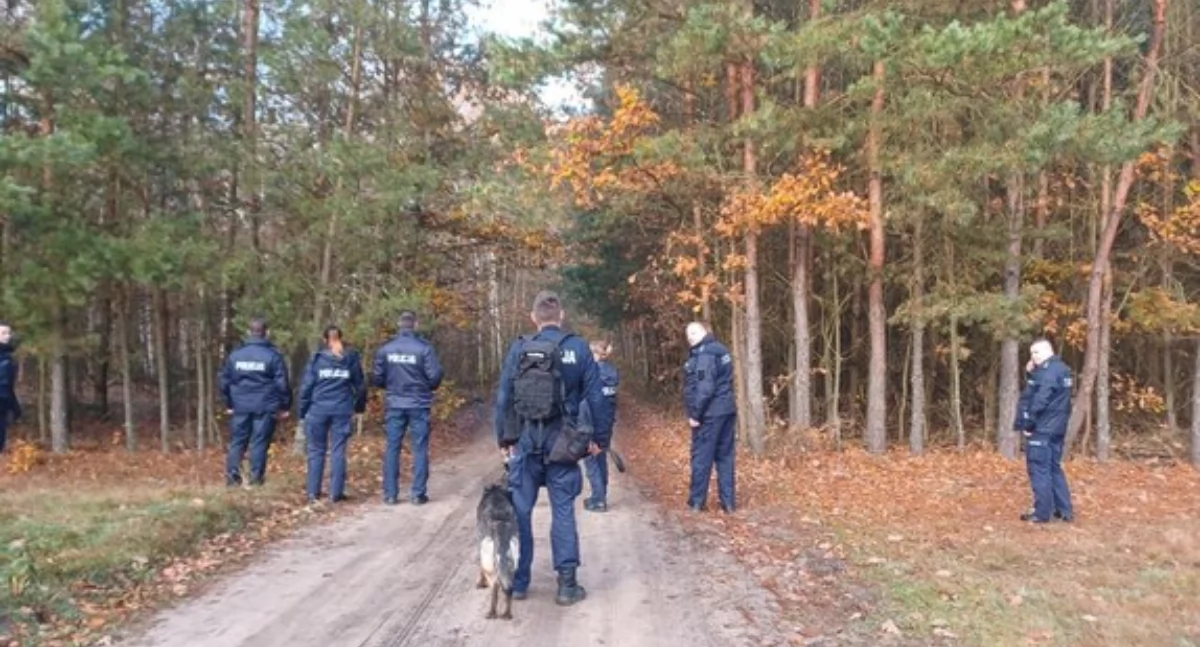 Osoby poszukiwane , Dzięki czujności mieszkańców policjanci odnaleźli zaginionego mężczyznę - zdjęcie, fotografia