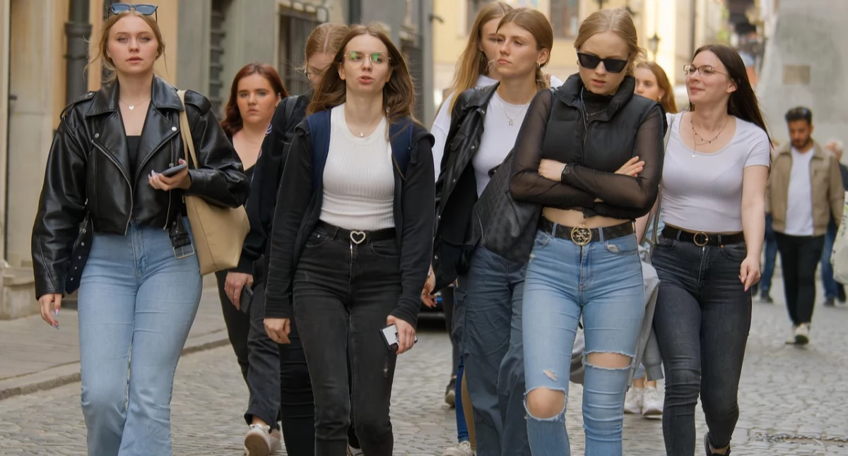 Inne Powiat, tysięcy złotych młodzieżowe - zdjęcie, fotografia