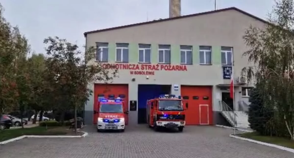 Inne Powiat, samochód ochotników - zdjęcie, fotografia