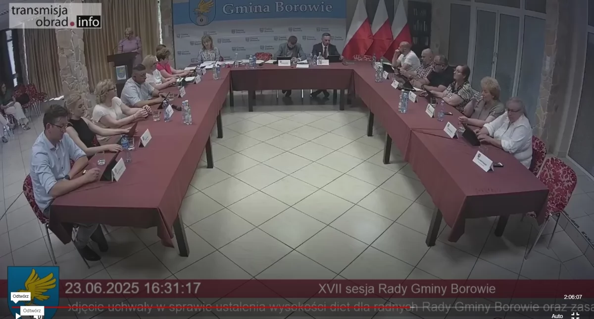 Inne Powiat, Radni podnieśli swoje diety - zdjęcie, fotografia