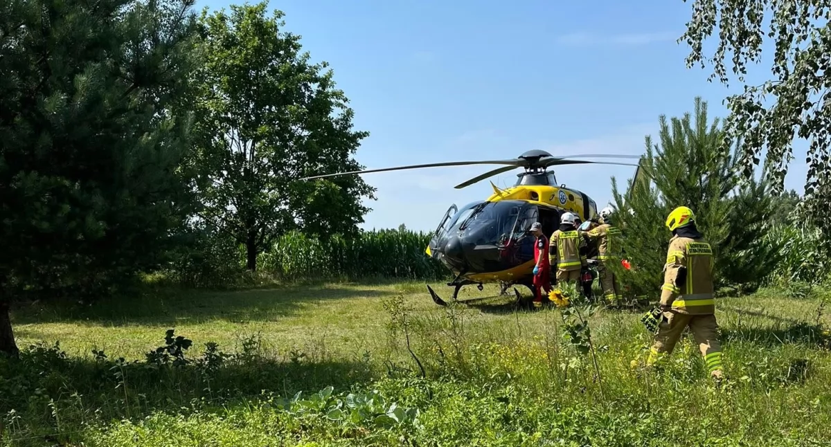 Pożary - interwencje straży, Wypadek pracy Lądował śmigłowiec - zdjęcie, fotografia