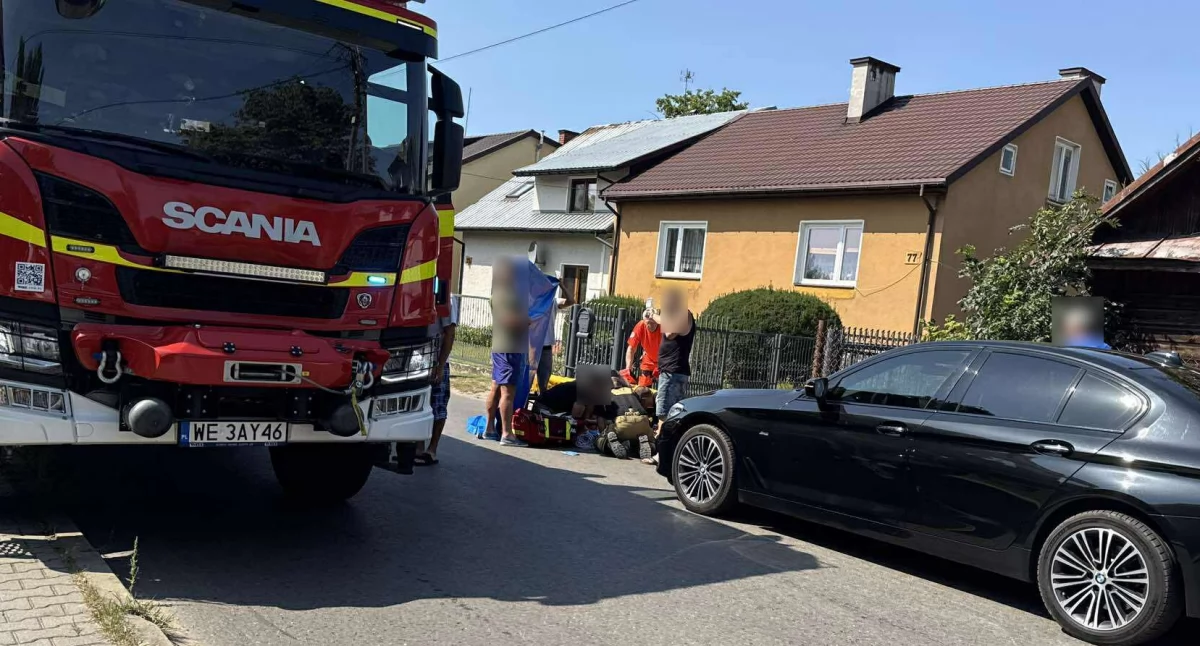 Wypadki drogowe , potrąciło dwójkę dzieci Uninie lądował śmigłowiec - zdjęcie, fotografia