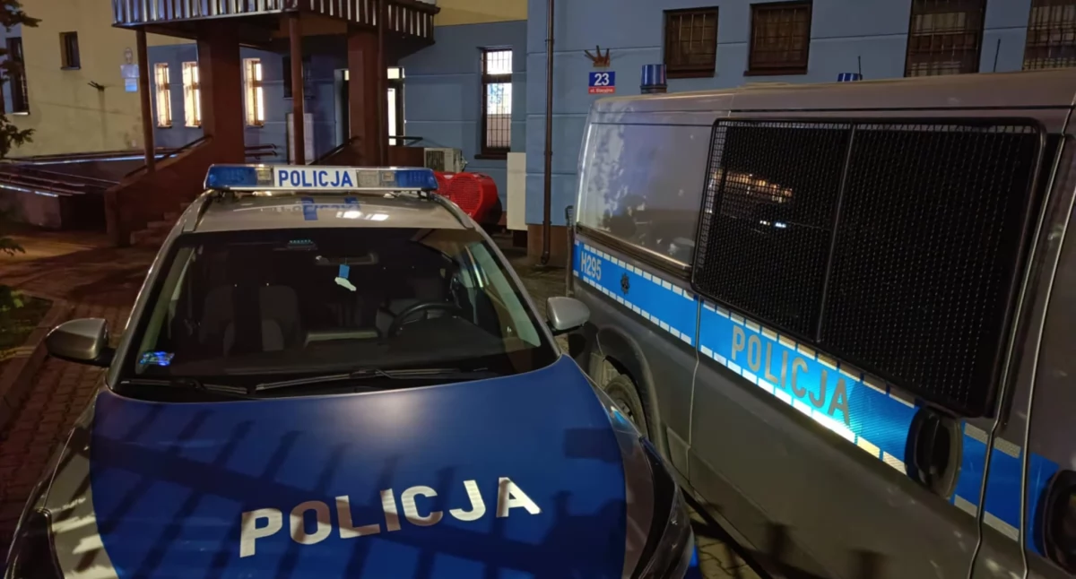 Komunikaty policji , latek dobę zatrzymaniu usłyszał wyrok latka analizator wykrył narkotyki - zdjęcie, fotografia