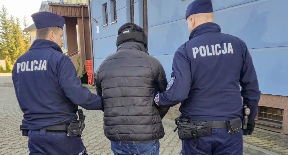 Sprawy kryminalne , Włamał sejfu Podejrzany złapany setki kilometrów dalej - zdjęcie, fotografia