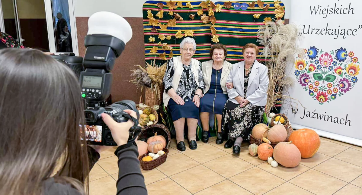 KGW „Urzekające” znów zaskoczyło! Seniorzy w Jaźwinach mieli wyjątkową atrakcję