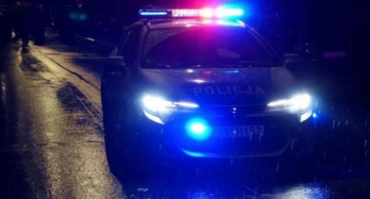 Najechali na fragmenty opony z naczepy ciężarówki