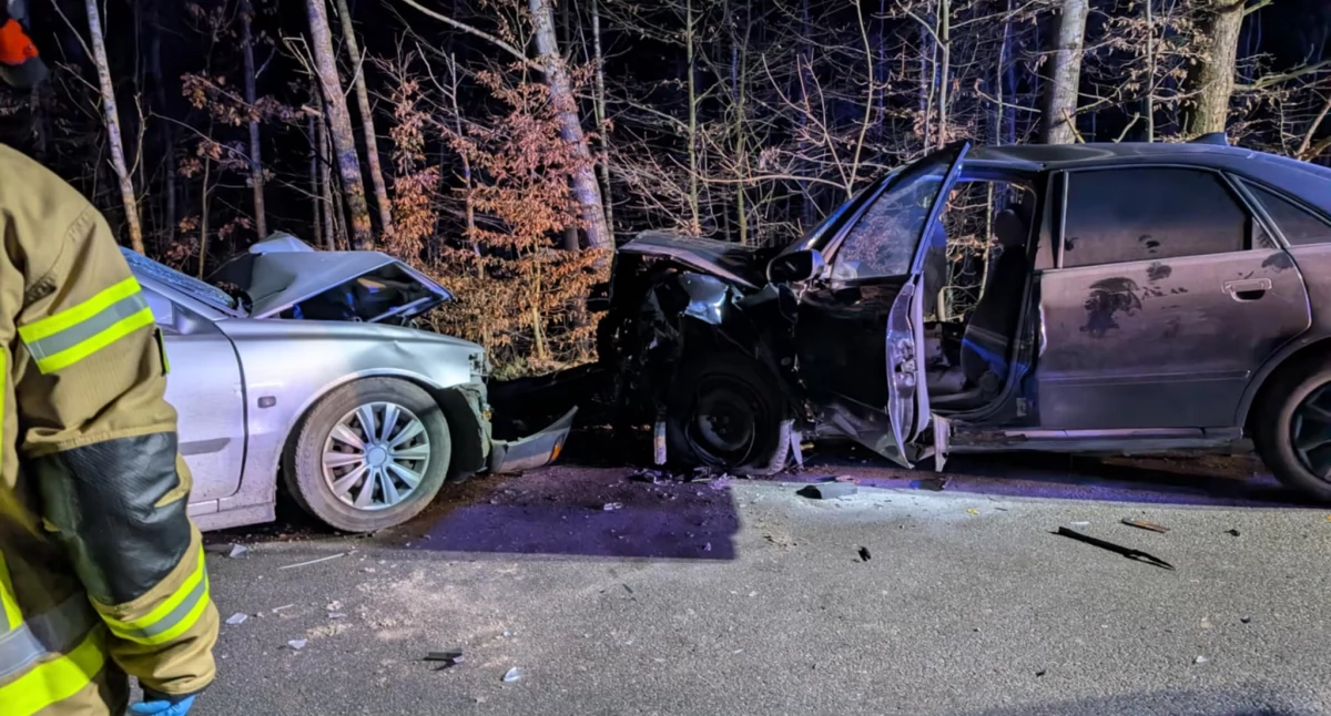 Wypadki drogowe , Wypadek Kruszówce! Droga zablokowana! - zdjęcie, fotografia