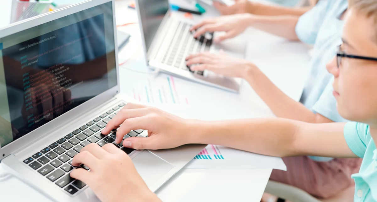 Inne Powiat, laptopy tablety trafią szkół powiecie garwolińskim ponad urządzeń! - zdjęcie, fotografia