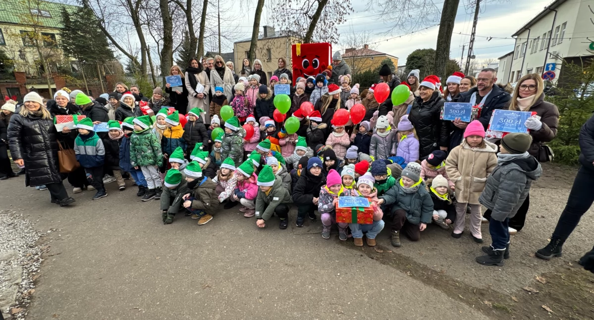 Uroczystości Miejskie, „Świąteczny Park” pokazał wielkie serca mają mieszkańcy - zdjęcie, fotografia