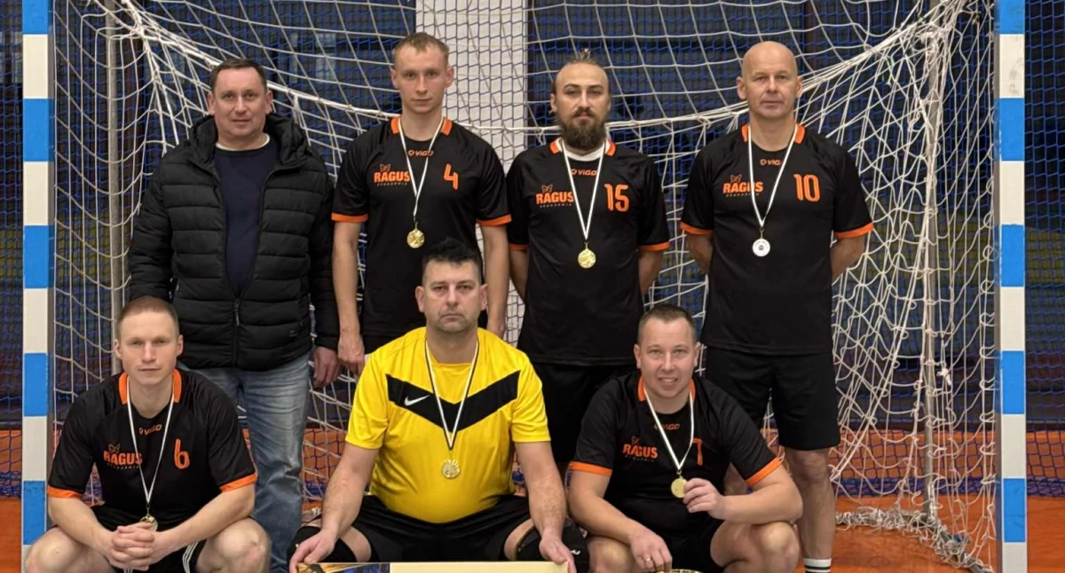 Piłka nożna, Drukarnia Ragus mistrzem Futsal Areny - zdjęcie, fotografia