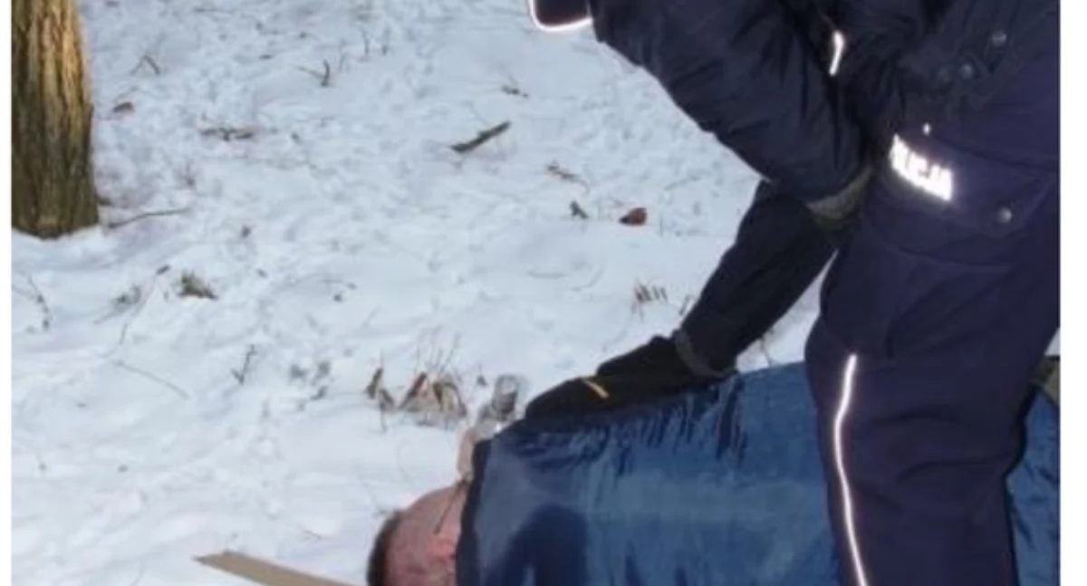 Komunikaty policji , miał gdzie spać było stopni! Mogło dojść tragedii! - zdjęcie, fotografia