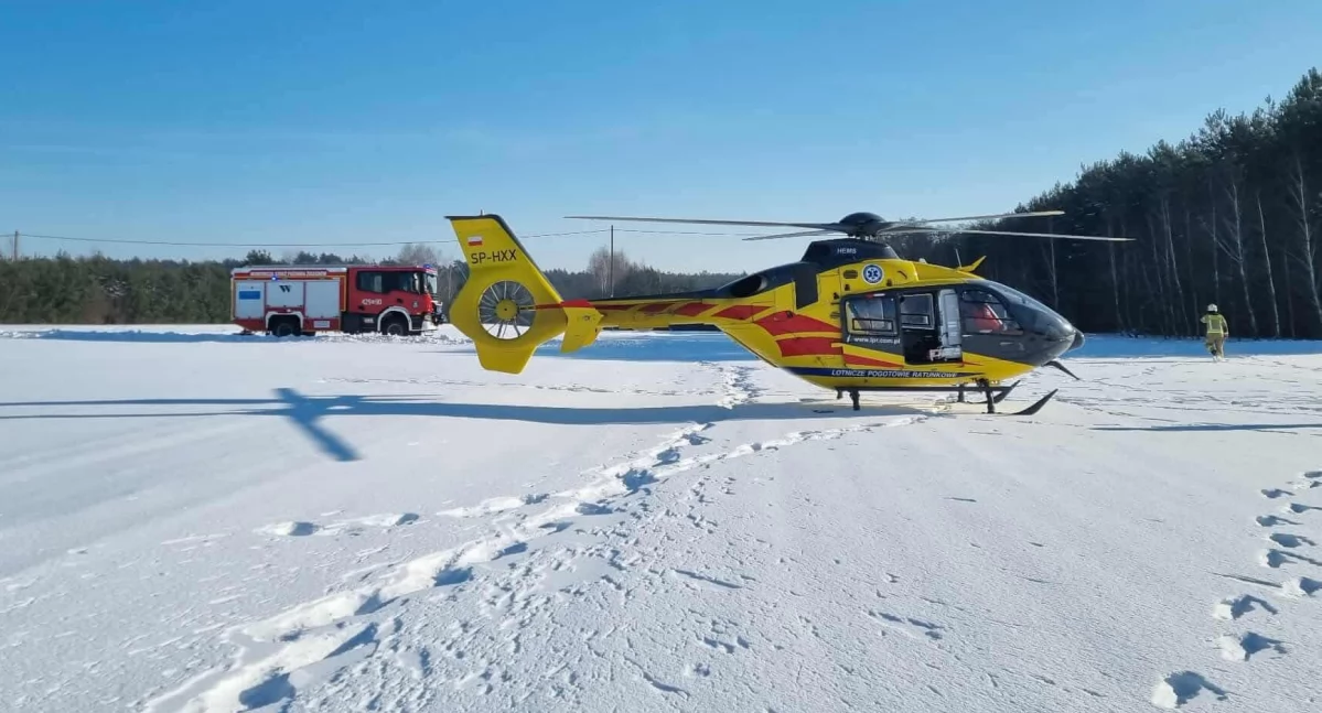 Zdjcie: Zgłoszenie dotyczyło pomocy w zabezpieczeniu miejsca lądowania śmigłowca LPR w rejonie ul. Letniskowej w Żelechowie, fot. OSP Żelechów