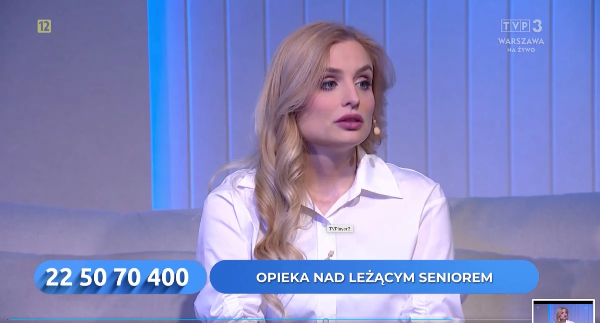 Zdjcie: W jednym z odcinków gościem była pielęgniarka Ada Podwysocka-Łysiak, która opowiadała o trudach opieki nad osobą chorą leżącą, fot. warszawa.tvp.pl (screen)