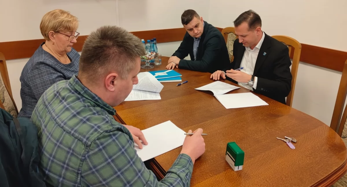 Inwestycje Powiat, Milionowa inwestycja rekordowe dofinansowanie! Sieć kanalizacyjna powstanie ekspresowym tempie - zdjęcie, fotografia