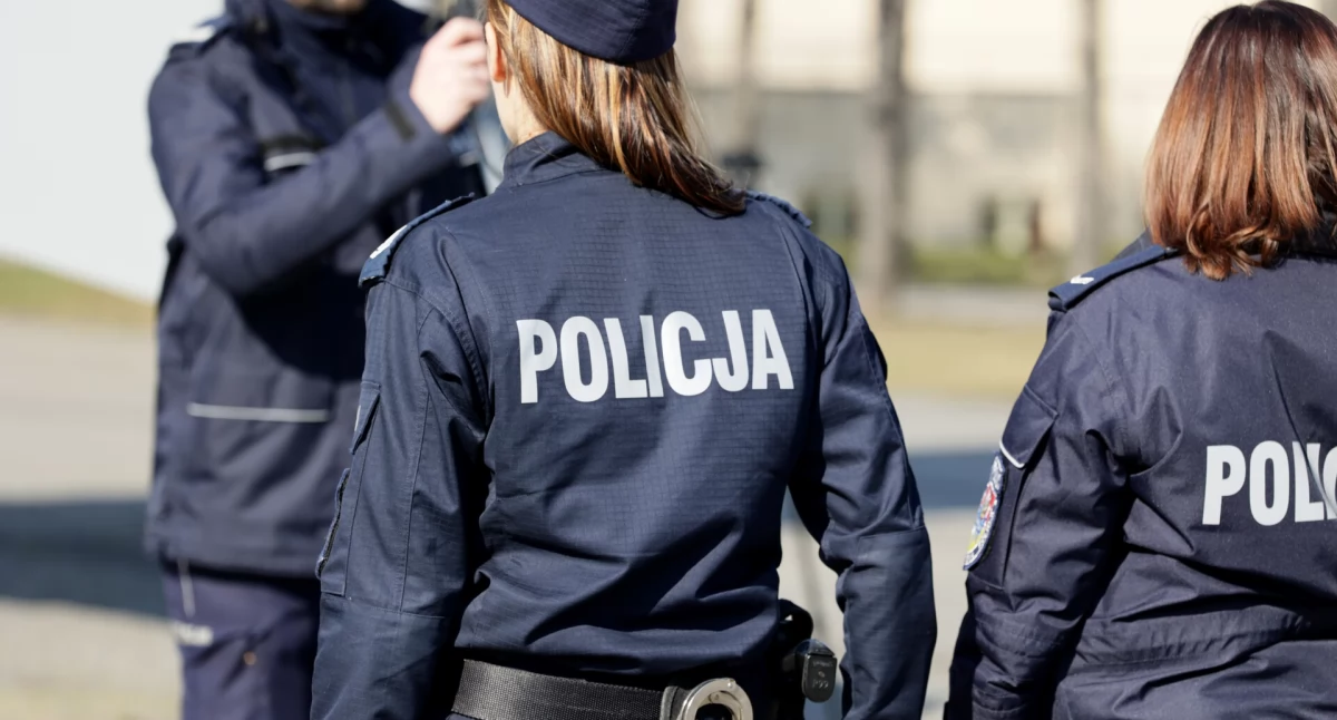 Komunikaty policji , można zarobić Policji Konkretne kwoty dodatki przywileje - zdjęcie, fotografia