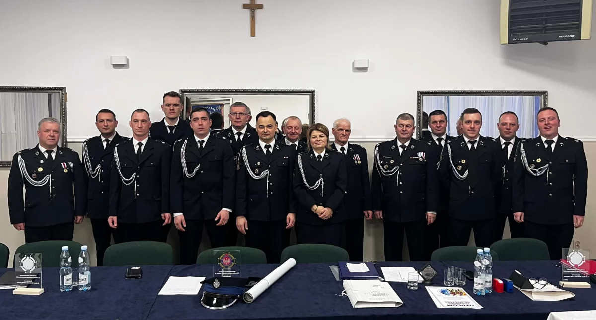 Inne Powiat, start Dąbrowa Zarząd ponownie wybrany kolejną kadencję - zdjęcie, fotografia