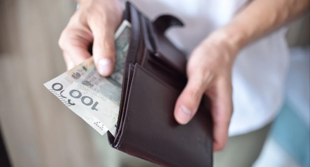 Inne Powiat, Duża pieniędzy czeka właściciela - zdjęcie, fotografia