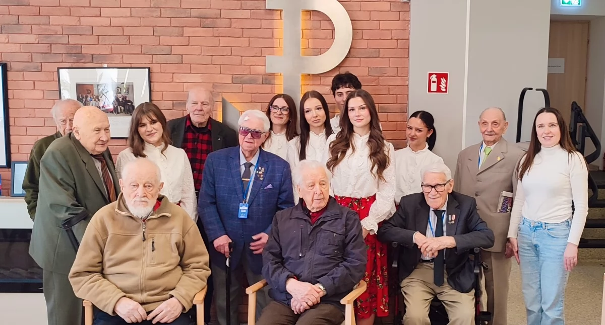 Inne Ciekawostki, Niezwykła lekcja historii patriotyzmu „Czerwone Korale” „Ekonomika” Powstańców Warszawskich - zdjęcie, fotografia