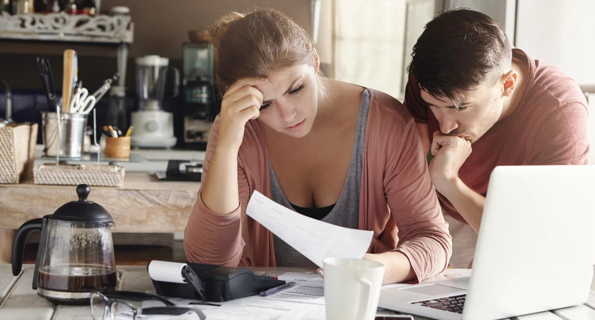 Artykuł Sponsorowany, Niespodziewane wydatki przygotować - zdjęcie, fotografia