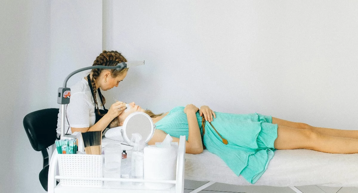 Pieniądze, Drożej siłownię kosmetyczkę Rząd podnosi podatki - zdjęcie, fotografia