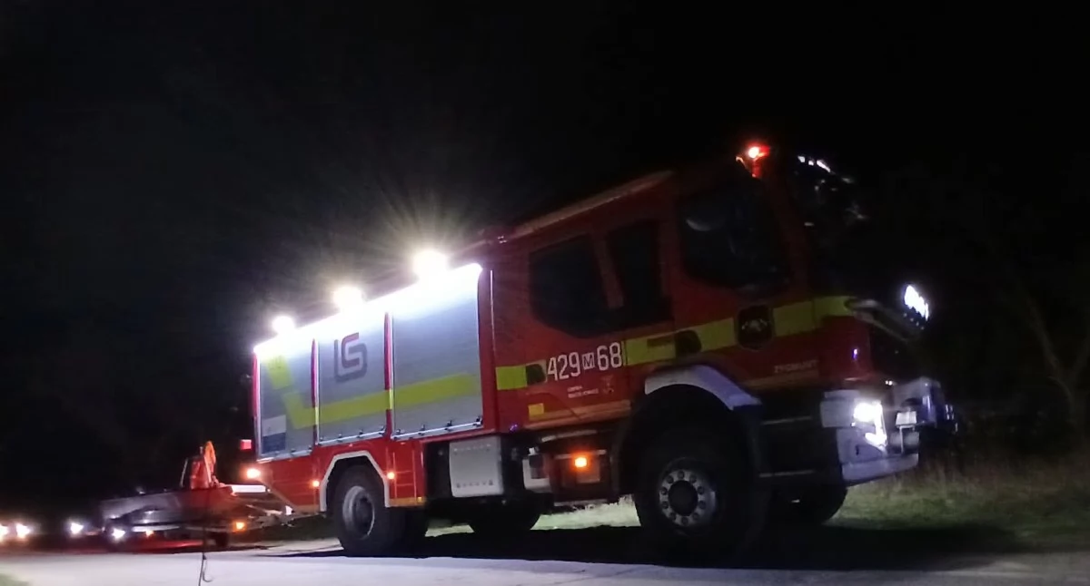 Inne Powiat, zatonęło Wiśle - zdjęcie, fotografia