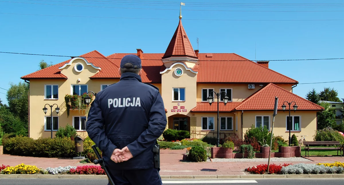 Zdjęcie: Podczas sesji Rady Gminy Górzno dzielnicowy st. sierż. Piotr Niemiec przedstawił raport za rok 2025