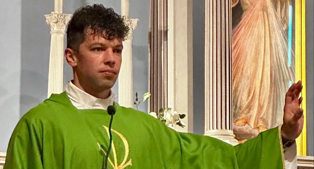 Ciekawostki, Kapłan Garwolina wyjaśnia Piotra - zdjęcie, fotografia