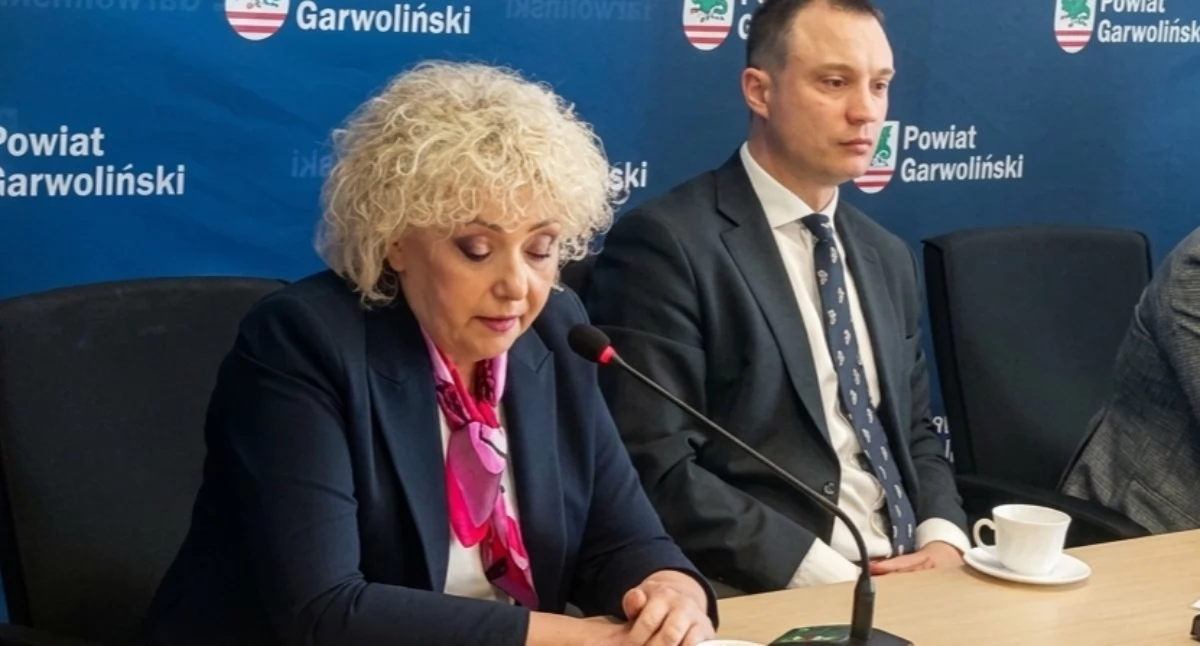 Inne Ciekawostki, Najaktywniejsi posłowie okręgu siedleckiego mediach społecznościowych - zdjęcie, fotografia