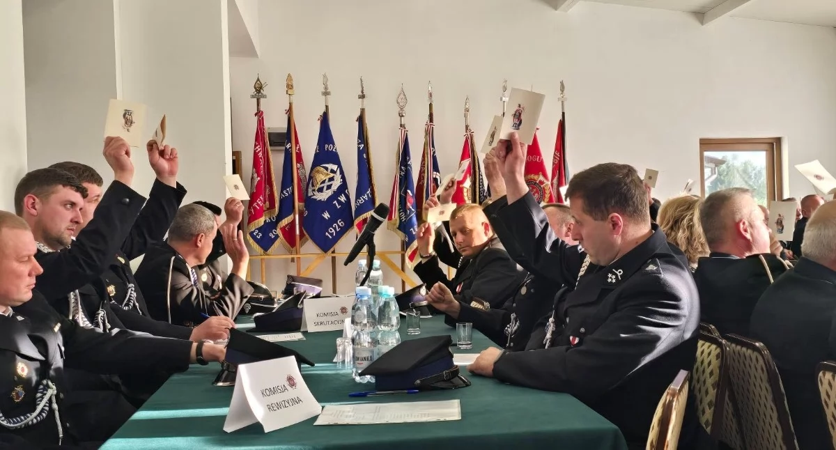 Zdjęcie: XIII Zjazd Oddziału Gminnego Związku Ochotniczych Straży Pożarnych RP w Miastkowie Kościelnym odbył się w świetlicy OSP Przykory