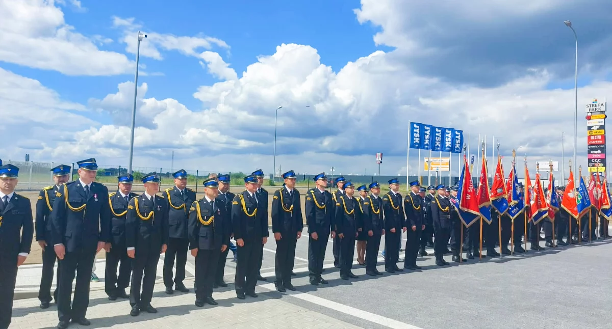 Inne Miejskie, komenda Garwolinie otwarta Strażacy świętują uczą - zdjęcie, fotografia
