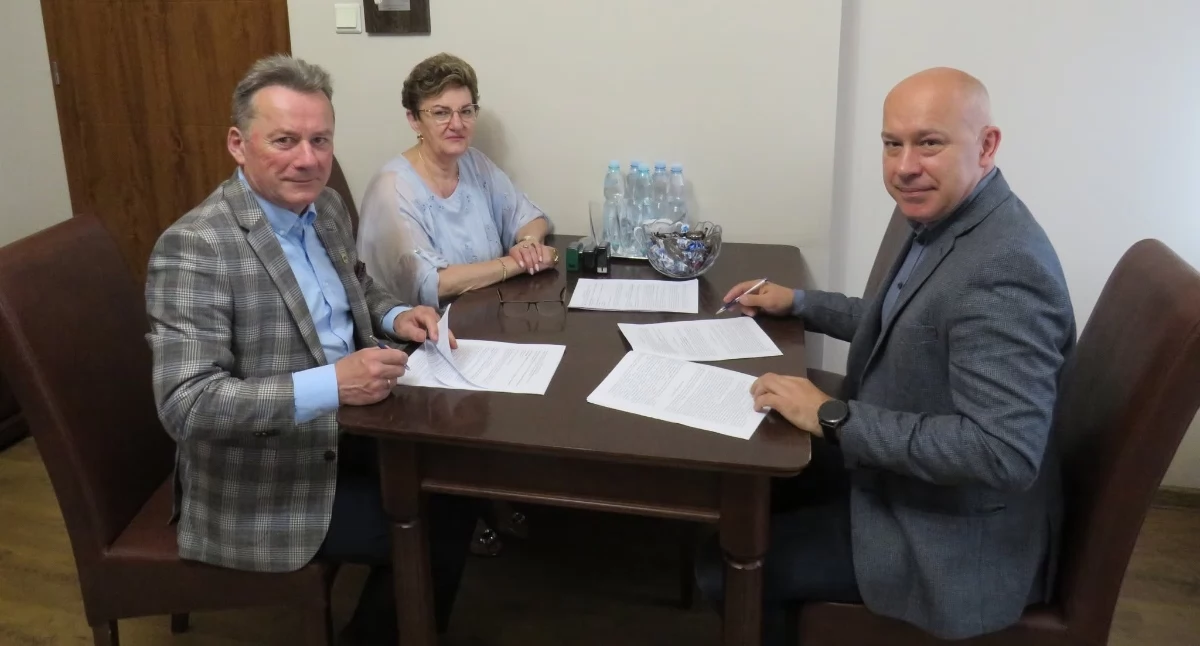 Inwestycje Powiat, gimnastyczna Samorządkach remontu Gmina Górzno prawie - zdjęcie, fotografia